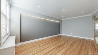 67-04 Selfridge St in Queens, NY - Building Photo - Building Photo