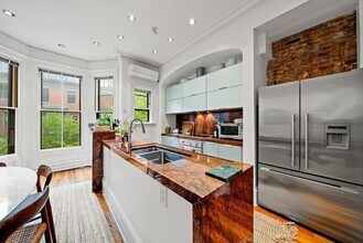 90 Appleton St, Unit 2 in Boston, MA - Foto de edificio - Building Photo