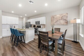 8109 Mandela Bend in Austin, TX - Building Photo - Building Photo