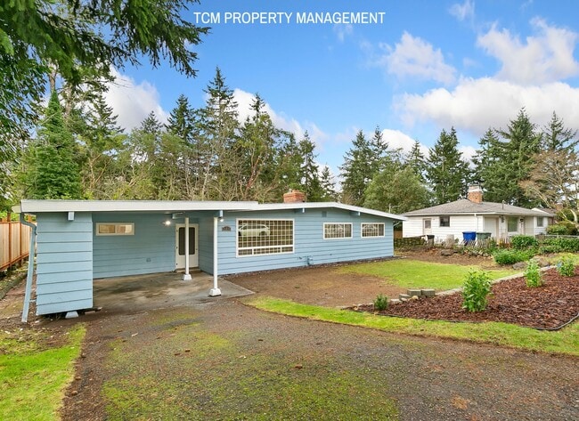 property at 14215 SE 41st St