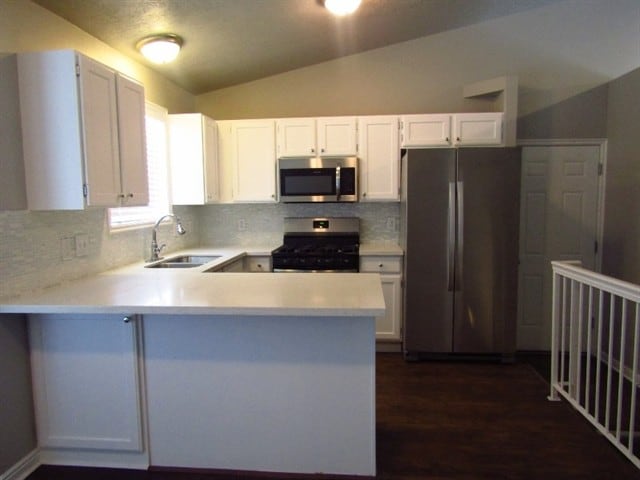 3151 Marcrest Dr in West Valley City, UT - Foto de edificio - Building Photo