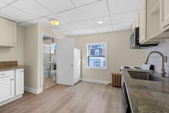 119 Bank St in Attleboro, MA - Building Photo - Building Photo