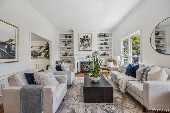 property at 25 Roselyn Terrace