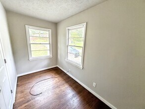 1317 5 Mile Rd in Birmingham, AL - Building Photo - Building Photo