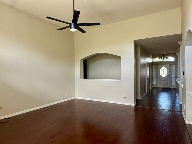 715 Willow Ridge Ct in Coppell, TX - Foto de edificio - Building Photo