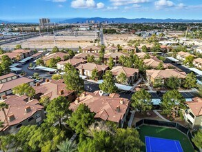 9000 Las Vegas Blvd in Las Vegas, NV - Building Photo - Building Photo