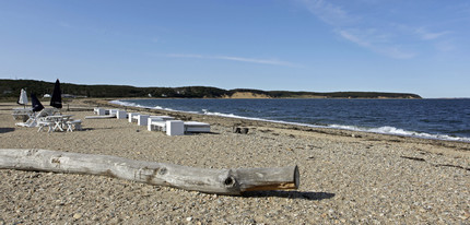 16 Navy Rd in Montauk, NY - Foto de edificio - Building Photo