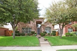 2032 Camelot Dr in Allen, TX - Building Photo