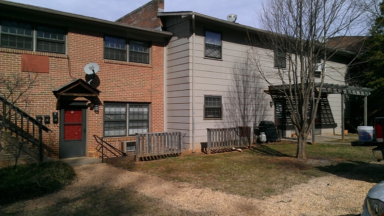 Randolph Street Apartments in Bedford, VA - Building Photo