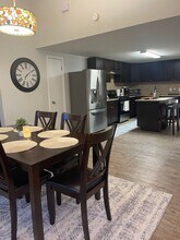 2010 Caplin St in Houston, TX - Building Photo - Building Photo