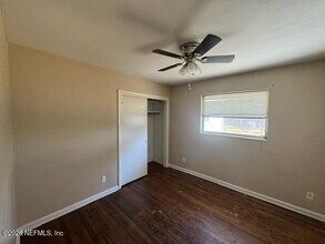 845 Acapulco Rd in Jacksonville, FL - Building Photo - Building Photo