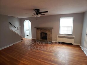 11308 Clematis Blvd in Pittsburgh, PA - Building Photo - Building Photo