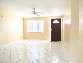 9106 Suffield Ct in Tampa, FL - Building Photo - Building Photo