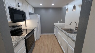 39993 Fremont Blvd in Fremont, CA - Building Photo - Building Photo