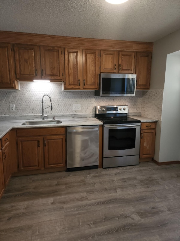 39 Heyden Rd in Troy, NY - Foto de edificio - Building Photo