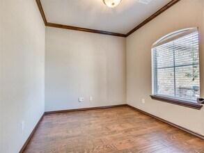 17400 White Hawk Dr in Edmond, OK - Building Photo - Building Photo