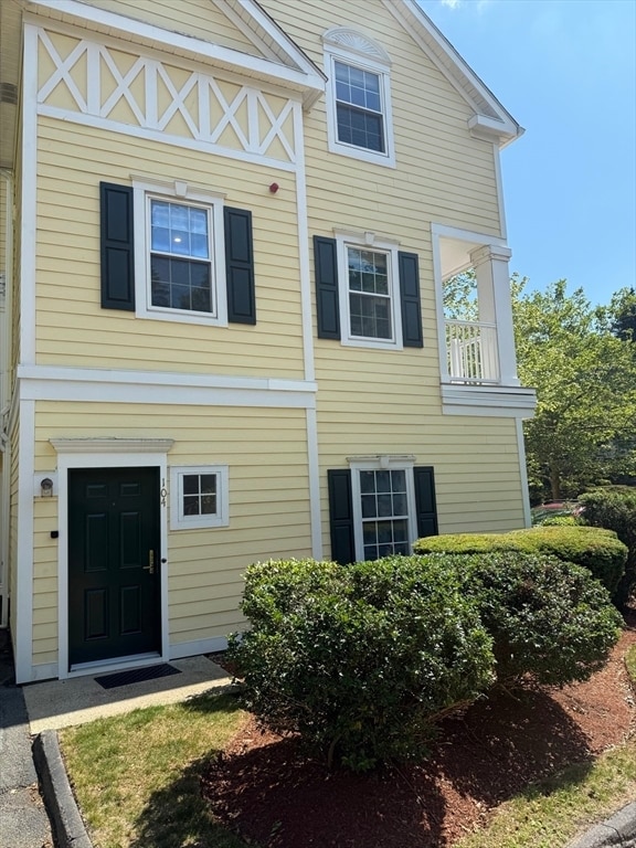 property at 104 Gazebo Cir