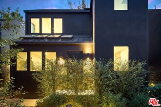 1813 Penmar Ave in Los Angeles, CA - Building Photo - Building Photo