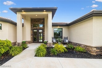 16630 Willow Point Ct in Alva, FL - Building Photo - Building Photo