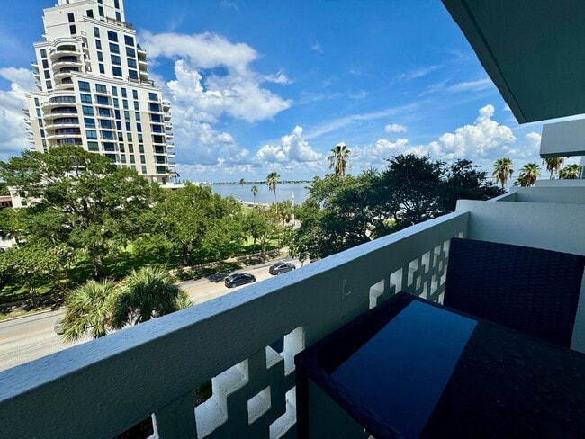 property at 2401 Bayshore Blvd