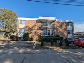 Nottingham Manor in Kalamazoo, MI - Building Photo