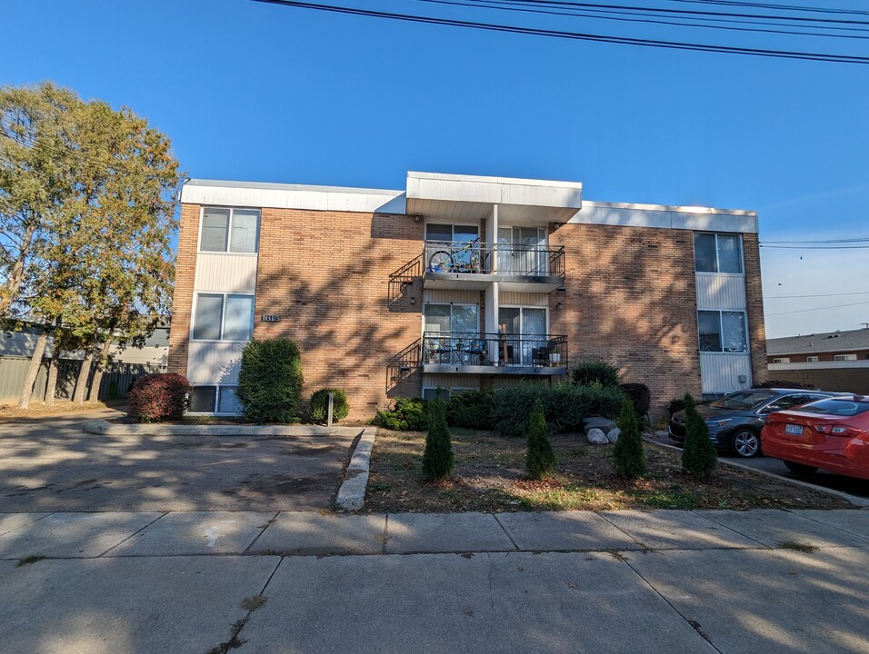 Nottingham Manor in Kalamazoo, MI - Building Photo