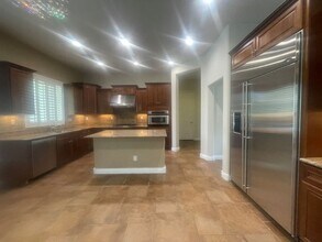 3758 E Ember Glow Wy in Phoenix, AZ - Building Photo - Building Photo