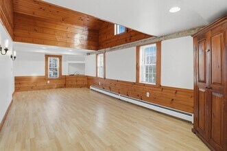 92 Main St, Unit 1 in Hopkinton, MA - Building Photo - Building Photo