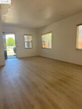 2638 Breaker Way in Stockton, CA - Building Photo - Building Photo