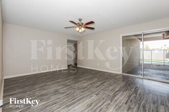 1748 W Monte Ave in Mesa, AZ - Foto de edificio - Building Photo