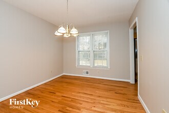 140 Glen Holly Dr in Roswell, GA - Building Photo - Building Photo