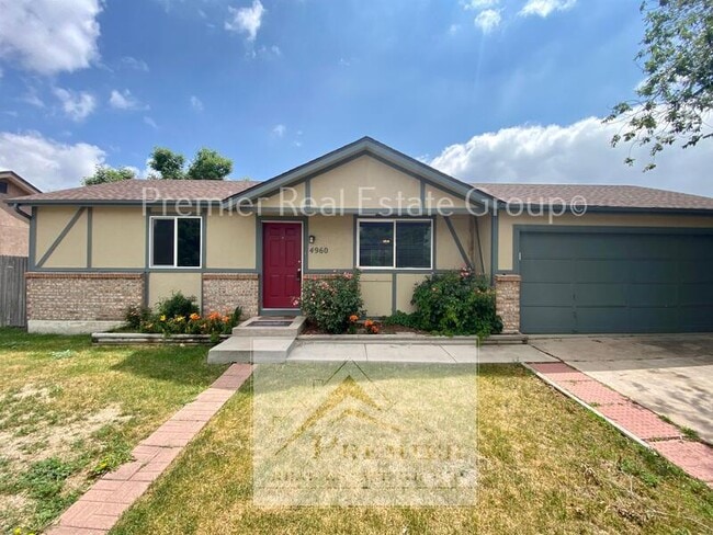 property at 4960 Wineskin Cir