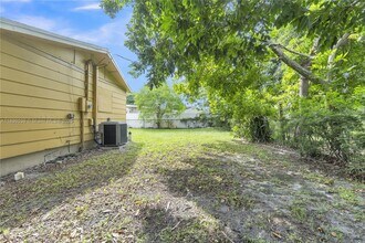 2005 NW 11th Ave in Fort Lauderdale, FL - Building Photo - Building Photo