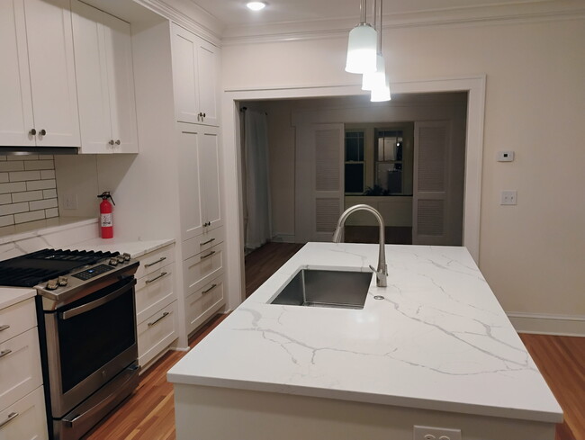 1218 W 50th St in Minneapolis, MN - Building Photo - Building Photo