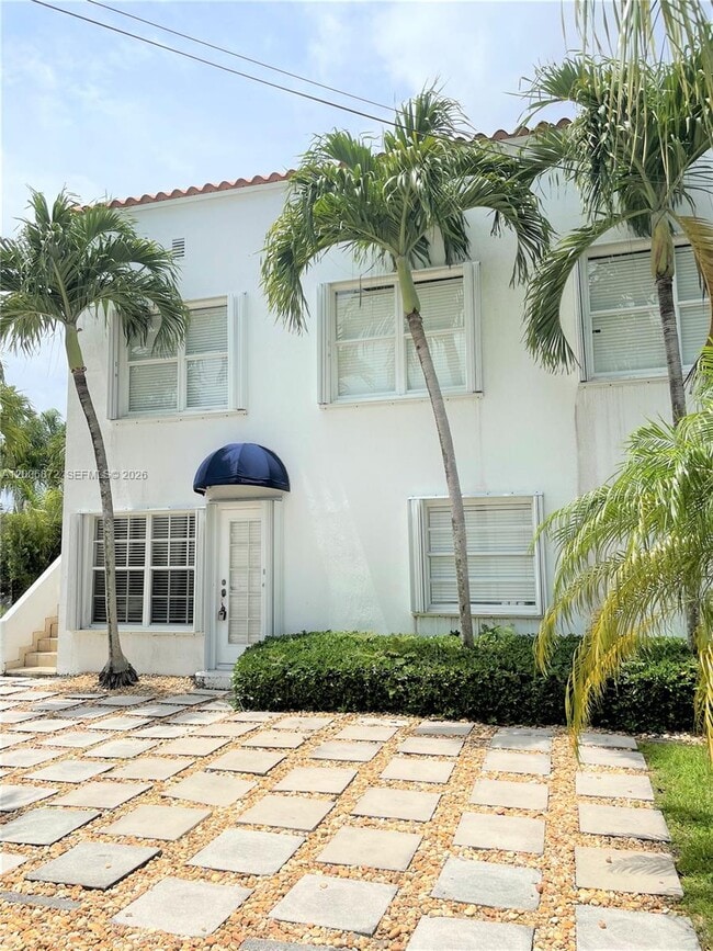 5116 SW 57th Ave in Miami, FL - Foto de edificio - Building Photo