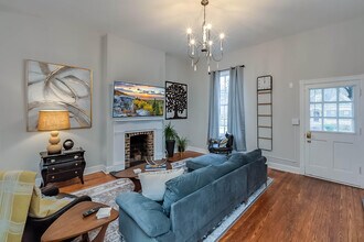 612 Shelby St in Frankfort, KY - Building Photo - Building Photo