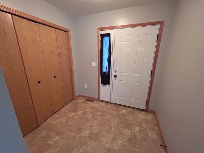 545 4th Ave SW in Valley City, ND - Building Photo - Building Photo