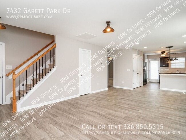 7432 Garett Park Dr in Whitsett, NC - Building Photo - Building Photo