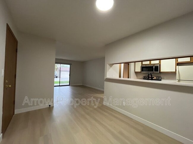 2340 N 44th St in Lincoln, NE - Building Photo - Building Photo