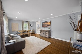735 Western Ave in Glen Ellyn, IL - Building Photo - Building Photo