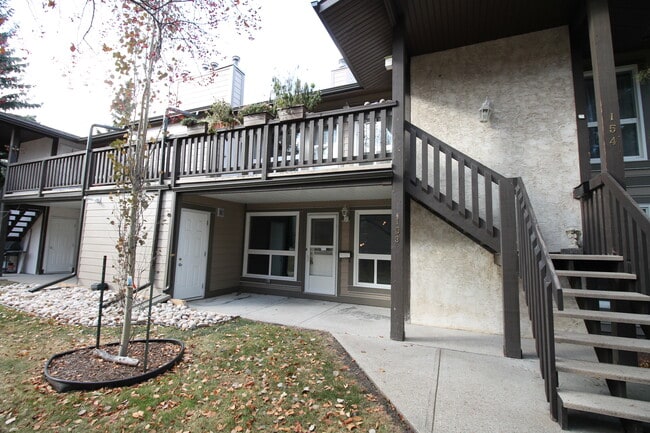 property at 70 Woodlands Rd