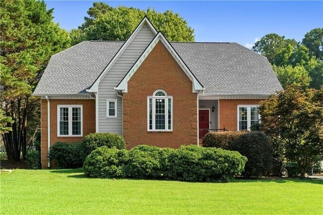 property at 3294 Brackenridge Trail NW