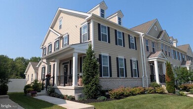 16 Magpie Ln in West Windsor, NJ - Building Photo - Building Photo