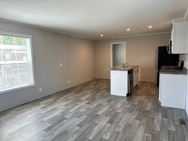 2239 Wellington Green Dr in Clarksville, IN - Foto de edificio - Building Photo