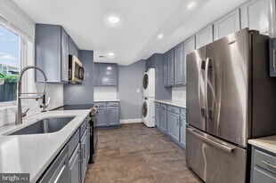 1727 Forestville Rd in Edgewater, MD - Building Photo