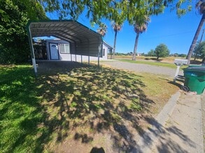 800 Butte St in Corning, CA - Building Photo - Building Photo