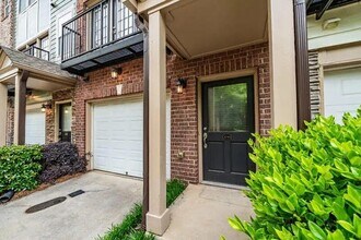 3741 Ashford Creek Ave NE in Atlanta, GA - Building Photo - Building Photo