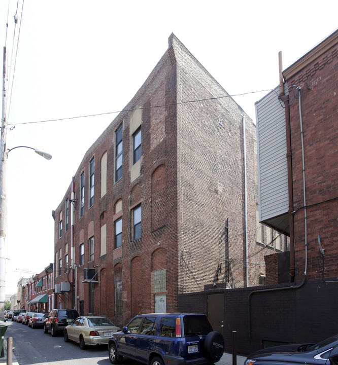 Juniper Apartments in Philadelphia, PA - Building Photo