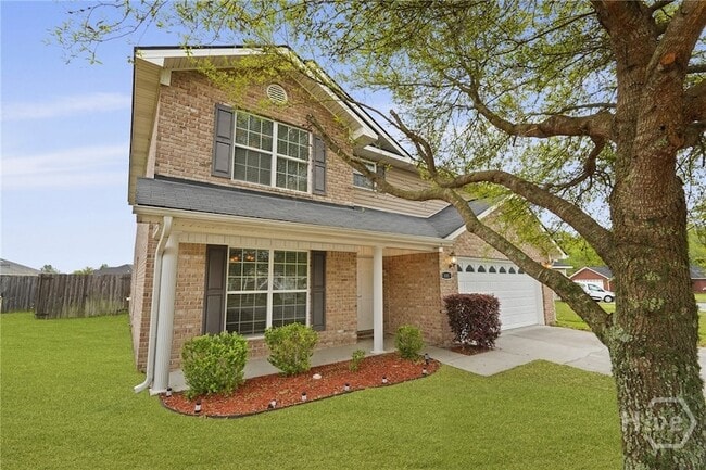220 Augusta Way in Hinesville, GA - Foto de edificio - Building Photo