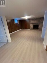 6 Kingsdown Dr in Toronto, ON - Building Photo - Building Photo